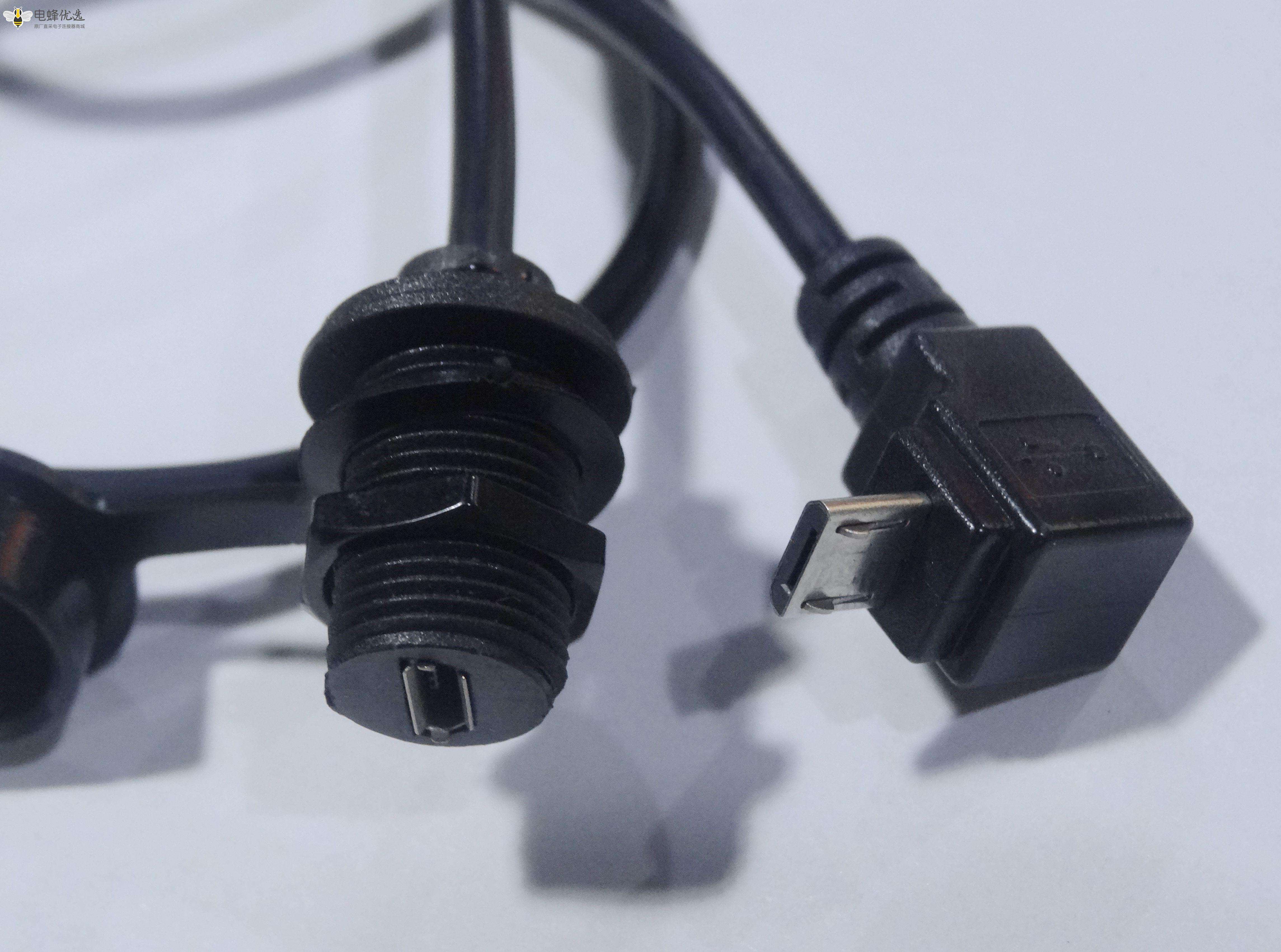 MicroUSB 5母防水 M12-1.0 -MicroUSB 5公 90 上弯头 连接线