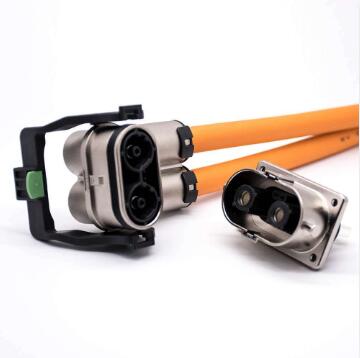 伴随新能源汽车一起发展的高压连接器