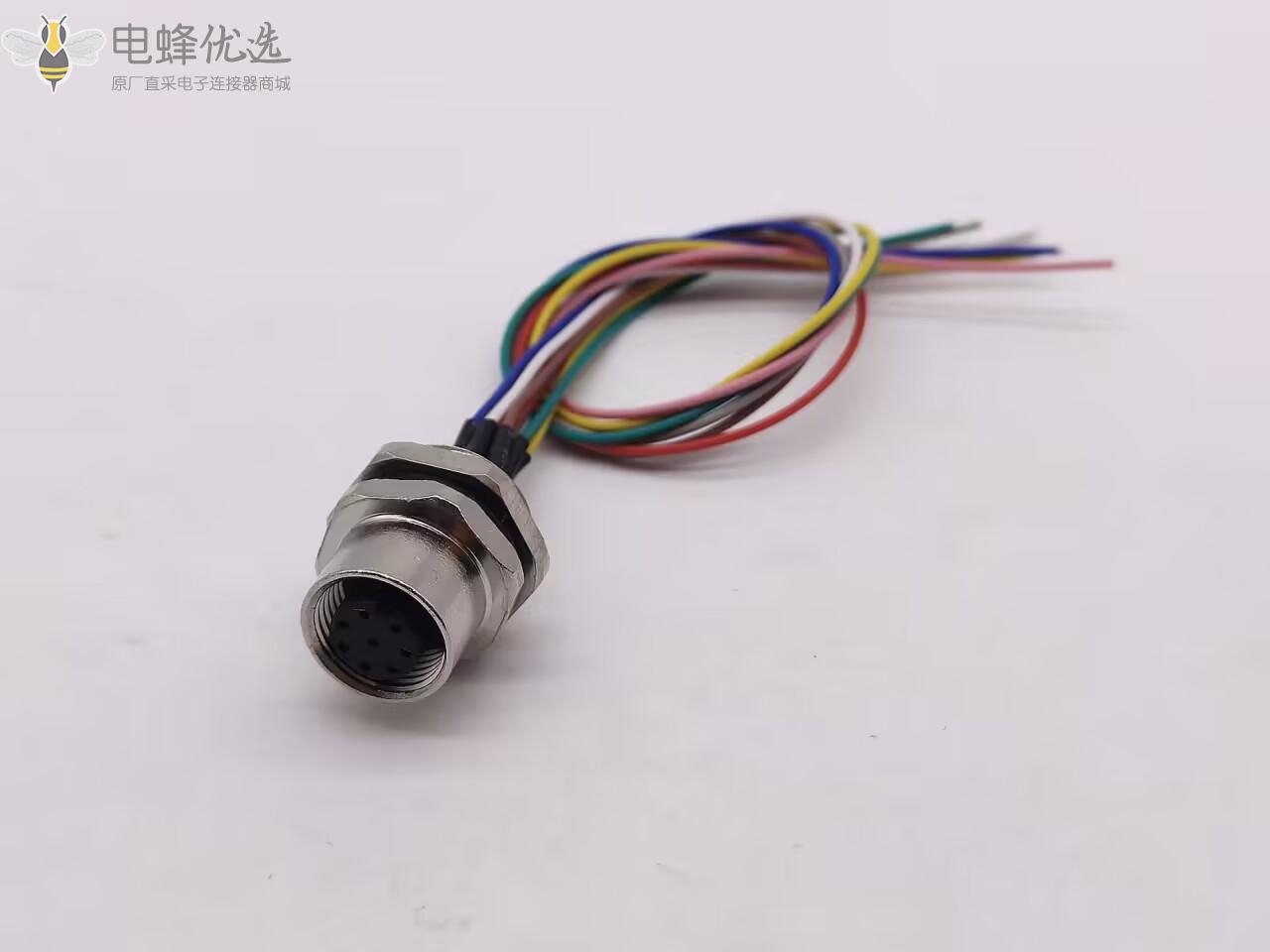 使用传感器m12连接器时需考虑环境因素吗？